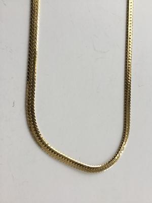 Unmarked gold tone chain type necklace