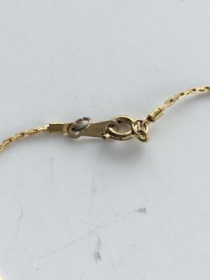 Avon marked gold tone chain type necklace