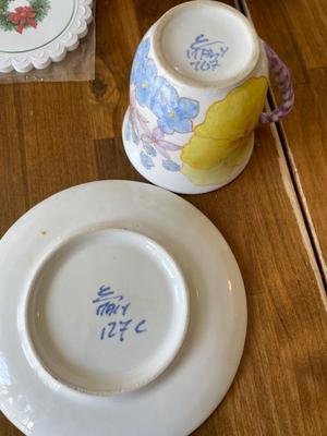 Variety of entertaining items!