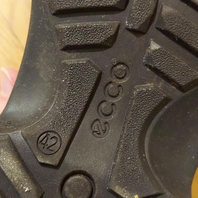 Mens Size 8/9 Shoes by Keen, Tsubo, Ecco & More (GB-BBL)