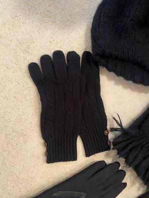 HANSEN HAT AND GLOVES, NICE LEATHER GLOVES AND MORE!