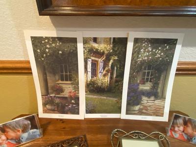 3 UNFRAMED DWAYNE WARWICK PRINTS, AND AN ASSORTMENT OF FRAMES