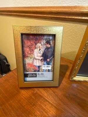 GOLD TONE PHOTO FRAMES
