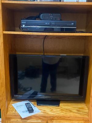 EMERSON LED 32" TV AND TOSHIBA DVD/VCR COMBO