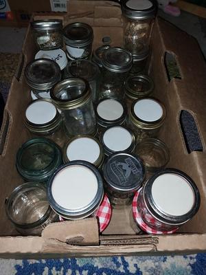 CANNING POT AND JARS