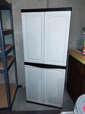 DOUBLE DOORS TOP/BOTTOM STORAGE CABINET