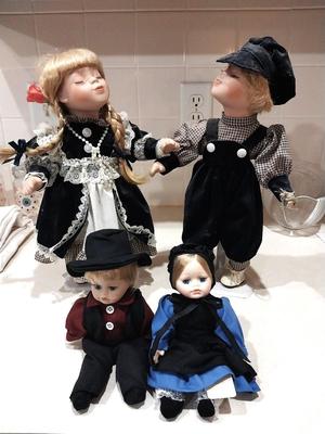 COLLECTIBLE DOLLS