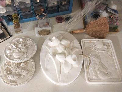 ORGANIZER WITH CRAFT SUPPLIES