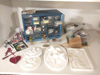 ORGANIZER WITH CRAFT SUPPLIES