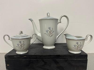 Noritake Bluebell Tea Set