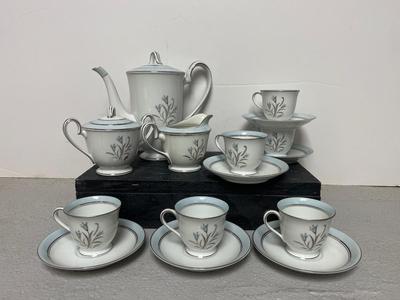 Noritake Bluebell Tea Set