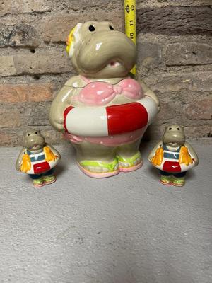 Hippo Set - everyone needs a house hippo!!