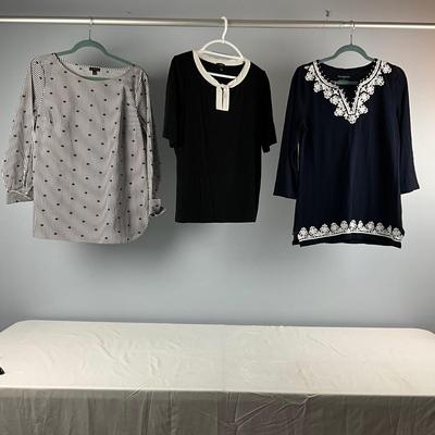 MB8256 Lot of Three Ladies Talbot's Outfits