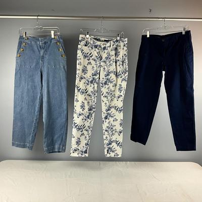 MB8260 Lot of Ladies Talbot Pants and Tops
