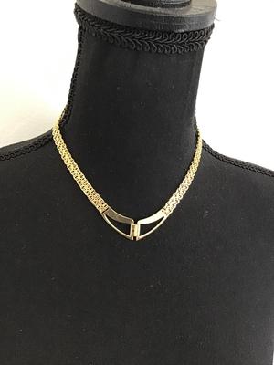 Excellent Gold Tone Collar Necklace Matching Bracelet lock-in Hing