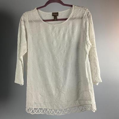 MB8272 Lot of Ladies CHICO'S Blouses