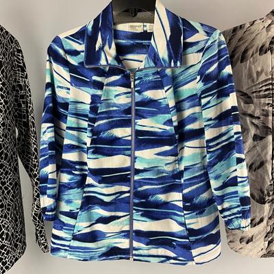 MB8274 Lot of Ladies CHICO'S Tops