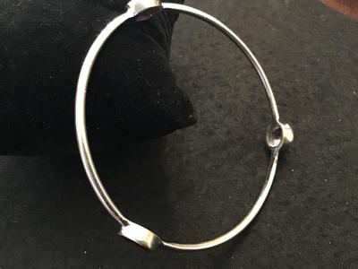 Garnet Bangle in Silver