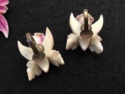 Beautiful Carved Celluloid orchid Set Wonderful Condition Vintage