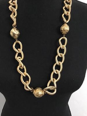 Gold Tone Chunky Gold Tone Excellent condition
