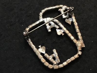 Rhinestone 21 poker Brooch