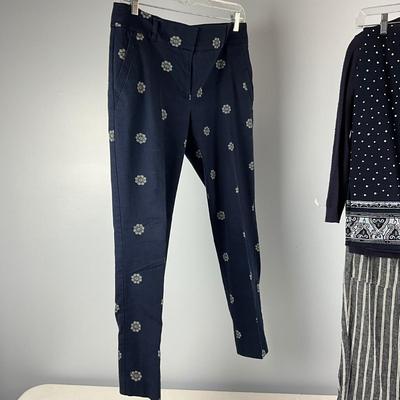 MB8284 Lot of Navy Blue LOFT Ladies Clothing