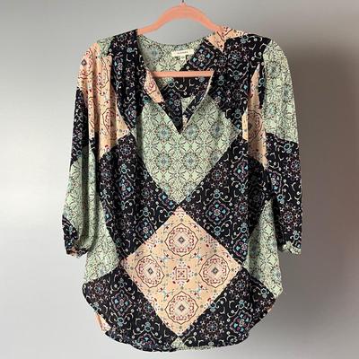 MB8289 Lot of Ladies Tops- Lemon Grass, Greta Dent and more