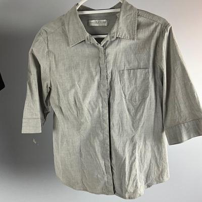 MB8292 Lot of Ladies Tops- Michael Kors, Kedall & Kylie