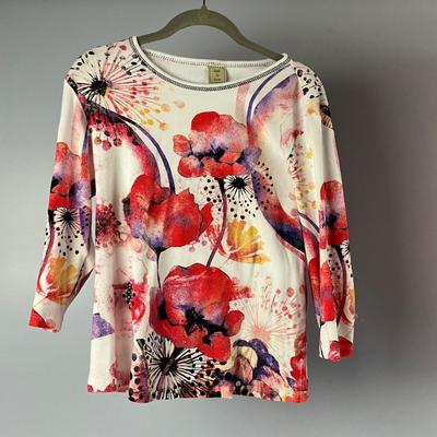 MB8297 Lot of Ladies Floral Print Tops - NY, Jess & Jane, Entro