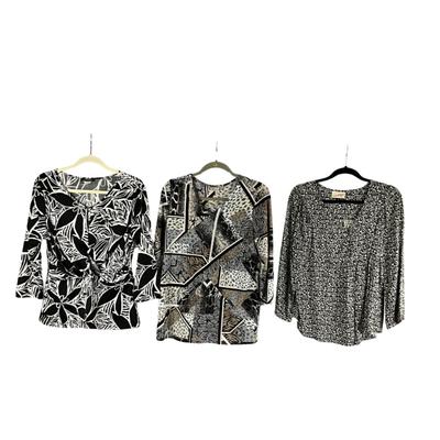MB8303 Lot of Ladies Tops- Dana Bachman, Universal Thread, London