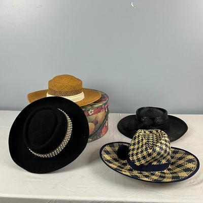 MB8307 Lot of Ladies Straw Hats - Ralph Lauren
