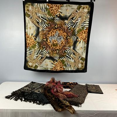 MB8308 Lot of Animal Print Scarves