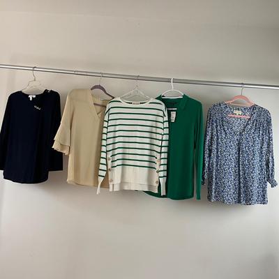 UBR8354 Lot of Ladies Tops