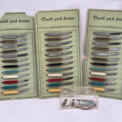 LOT 2: Tooth Pick Knives from Czechoslovakia