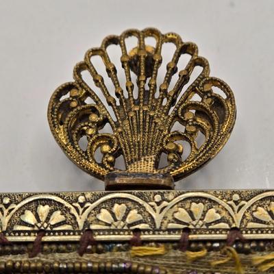 LOT 5: Antique Beaded Purse