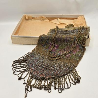 LOT 5: Antique Beaded Purse