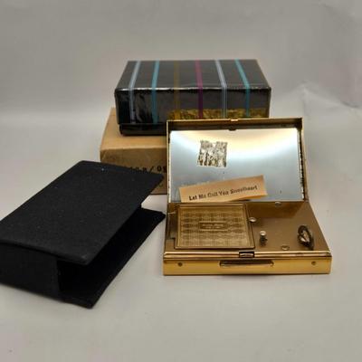 LOT 8: 1940s /50s Vintage Elgin American Gold-Tone Makeup Mirror Compact with Music Box