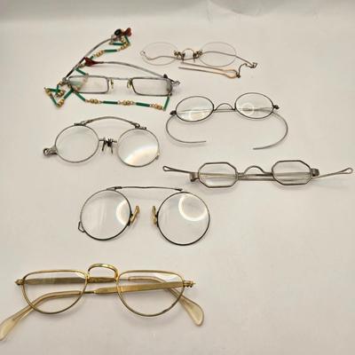 LOT 22: Antique and Vintage Eyeglasses, Pince-Nez Spectacles, and Women's Pince- Nez with Hairpin Connected with Chain