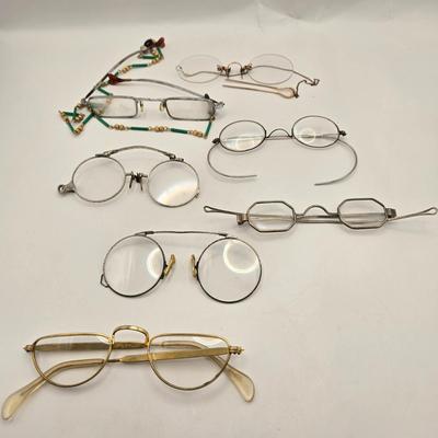 LOT 22: Antique and Vintage Eyeglasses, Pince-Nez Spectacles, and Women's Pince- Nez with Hairpin Connected with Chain