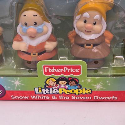 LOT 34: Vintage "Learn to Dress' Mickey Mouse, Lunch Set, NIB Snow White & the 7 Dwarfs, New Set of Books for Mickey's...