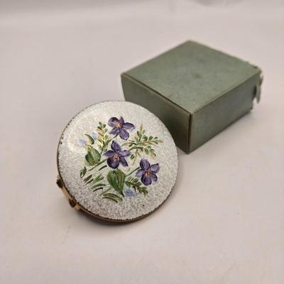 LOT 39: Vintage Stratton of London Compact, 2 Elgin American Compacts, Estee Lauder Compact, and Lipstick Compact