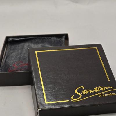LOT 39: Vintage Stratton of London Compact, 2 Elgin American Compacts, Estee Lauder Compact, and Lipstick Compact