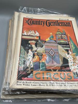 LOT 104: Antique and Vintage Country Gentleman Magazine Copies