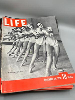 LOT 113: Vintage Life Magazines