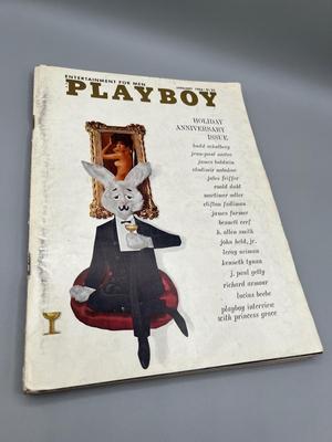 LOT 123: Vingtage 1960s Playboy Magazines