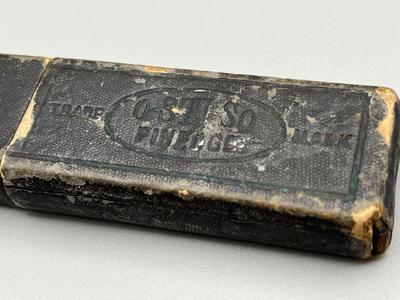 LOT 128: Mixed Antique / Vintage Collectibles - Straight Razor and More
