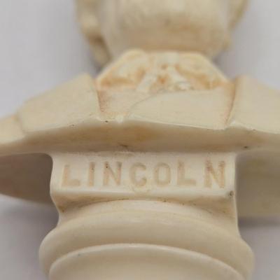 LOT 138: Two Vintage George Washington Busts, 1 Abraham Lincoln Bust, and Photo of Mount Rushmore