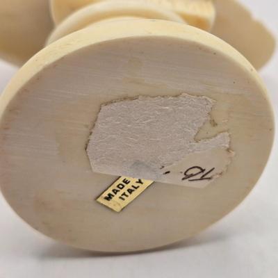 LOT 138: Two Vintage George Washington Busts, 1 Abraham Lincoln Bust, and Photo of Mount Rushmore