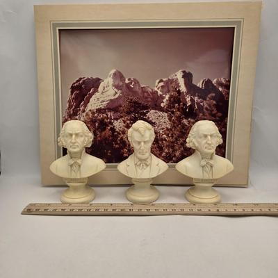 LOT 138: Two Vintage George Washington Busts, 1 Abraham Lincoln Bust, and Photo of Mount Rushmore
