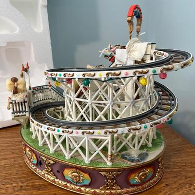 LOT 147: Enesco Small World Music Animated Colossal Coaster
